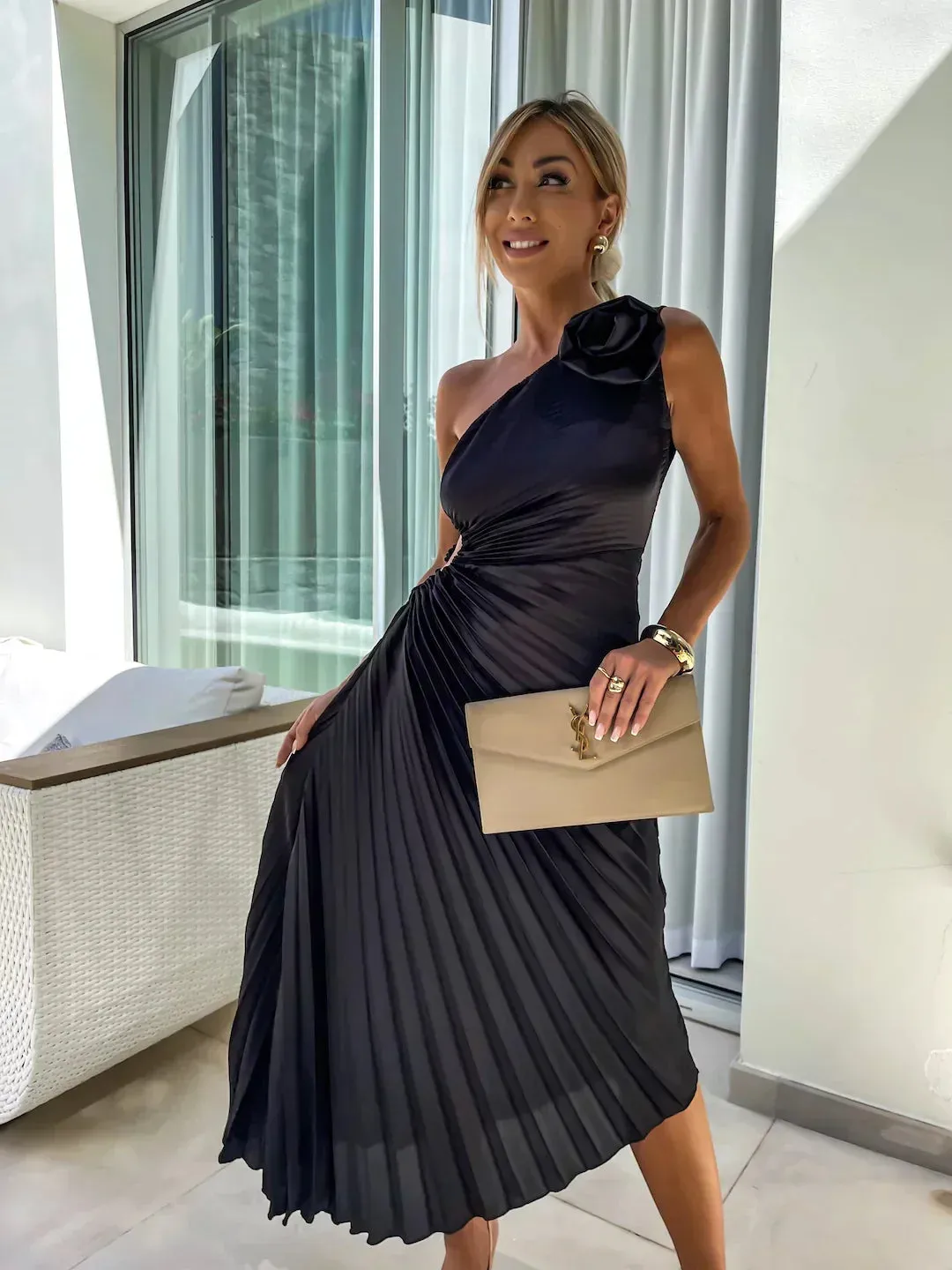 Marivelle - Pleated Glamour Dress