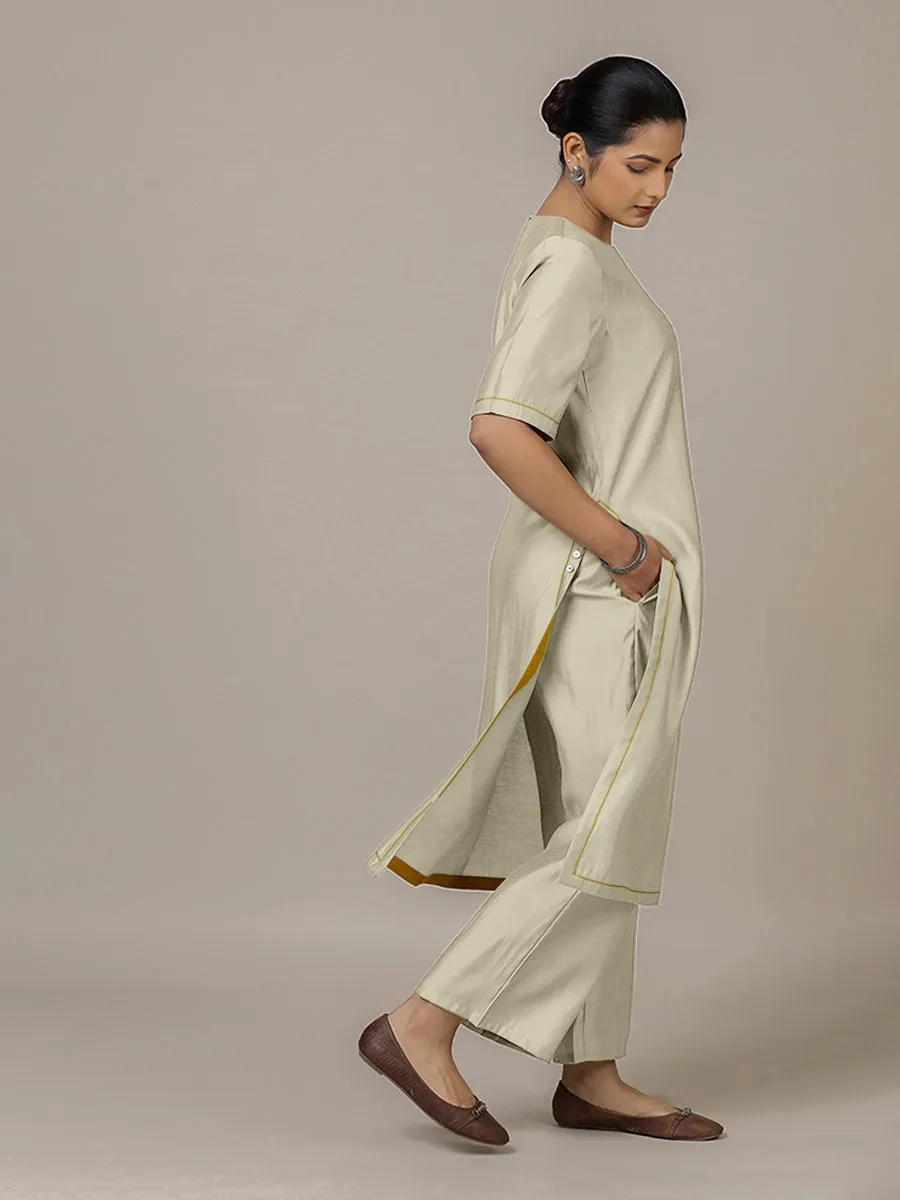 Riya x Rozaana | A Line Kurta in Ivory with Thread Work | Coords or Only Kurta